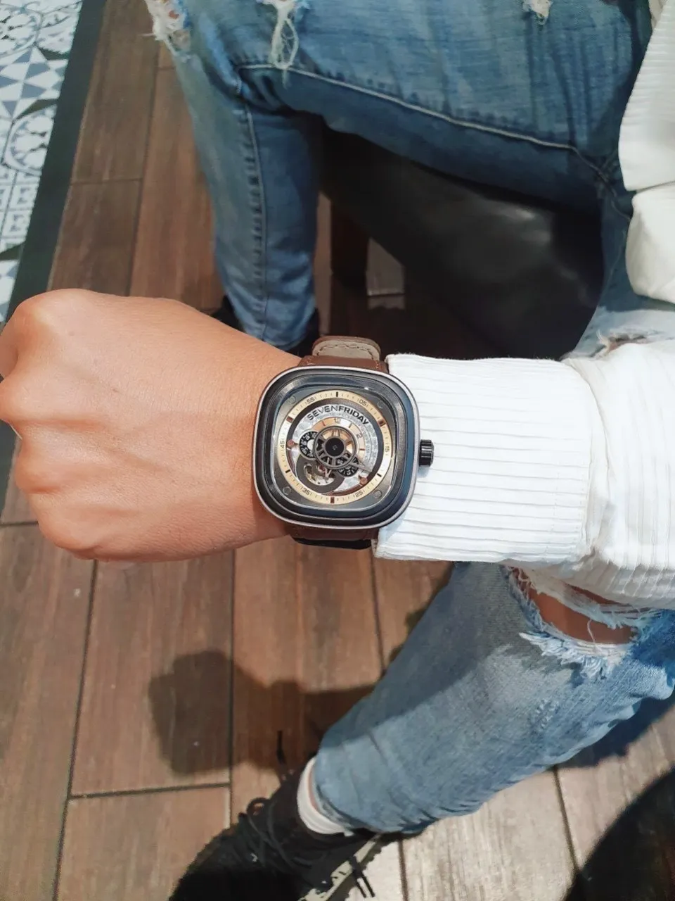 Dong-ho-SevenFriday-Automatic-nam-1