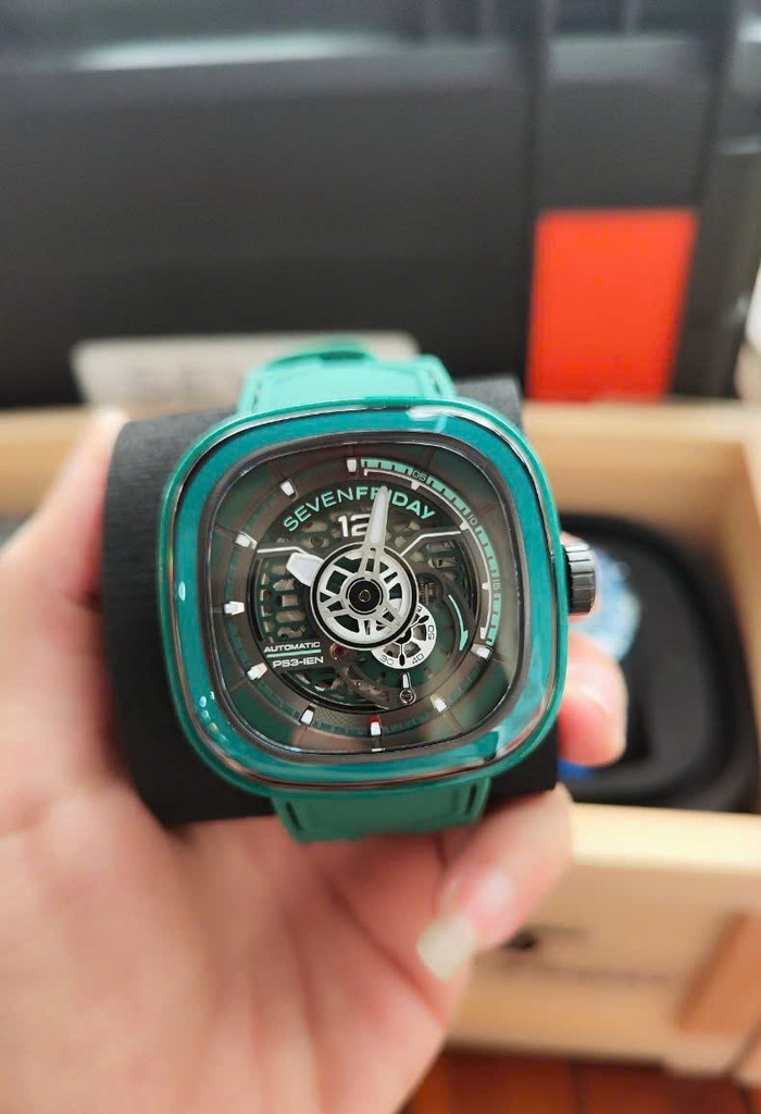 SEVENFRIDAY PS3/05 "Colored Carbon Green"